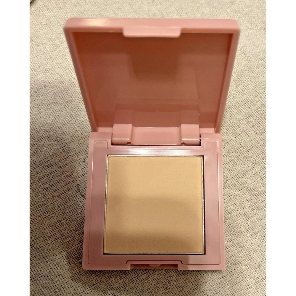 Luna Magic Soft Foundation Powder light Mini Compact 2.8G - Picture 3 of 3